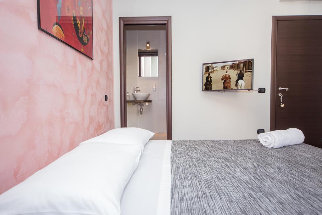 Domus Regis Bed & Breakfast Cagliari Ngoại thất bức ảnh